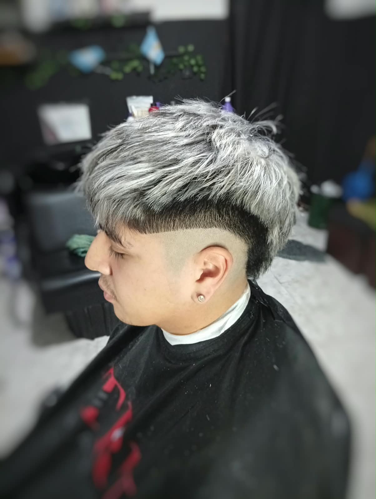 Corte low fade con textura realizado en LRB Studio